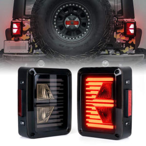 Stražnja svjetlost zadnjeg svjetla sa zadnjim svjetlom dima za kočnicu Jeep Wrangler JK oblik stražnjeg svjetla